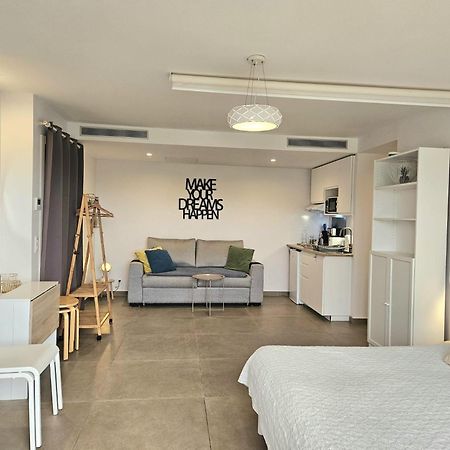 Hotel Twenty Rent Cagnes-sur-Mer Zimmer foto