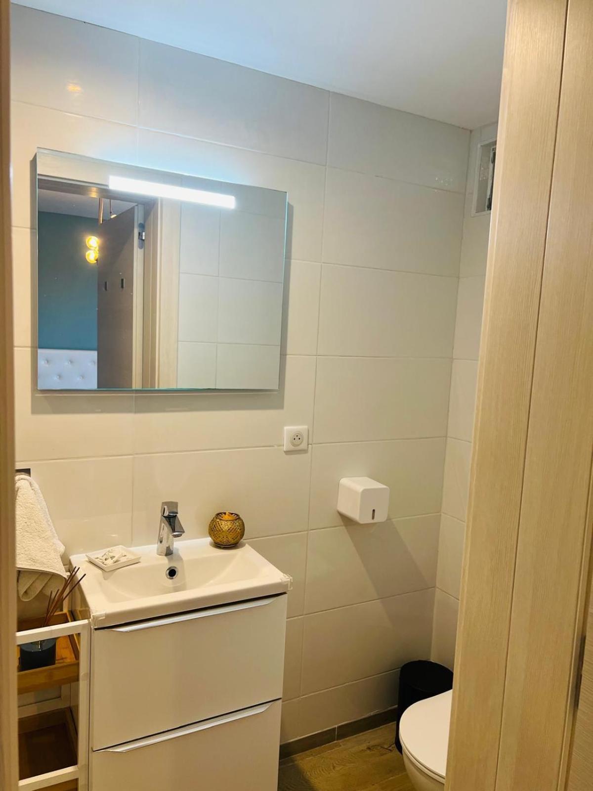 Hotel Twenty Rent Cagnes-sur-Mer Exterior foto