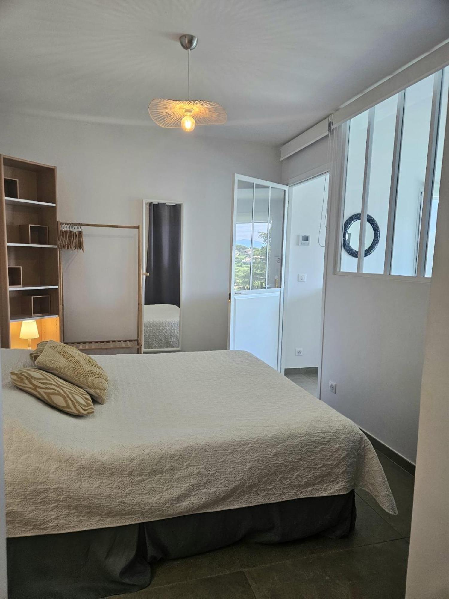 Hotel Twenty Rent Cagnes-sur-Mer Exterior foto
