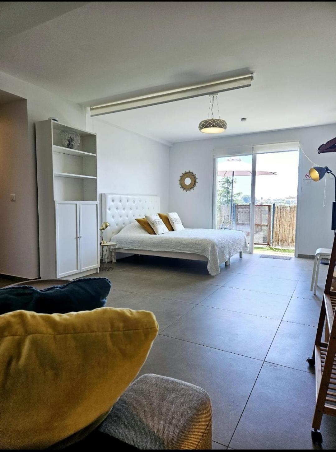 Hotel Twenty Rent Cagnes-sur-Mer Exterior foto